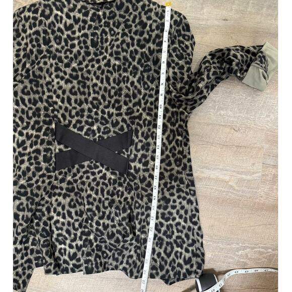 Cabi Retro 80's Animal Print Gray Lined Jacket Size 12 - Picture 10 of 10